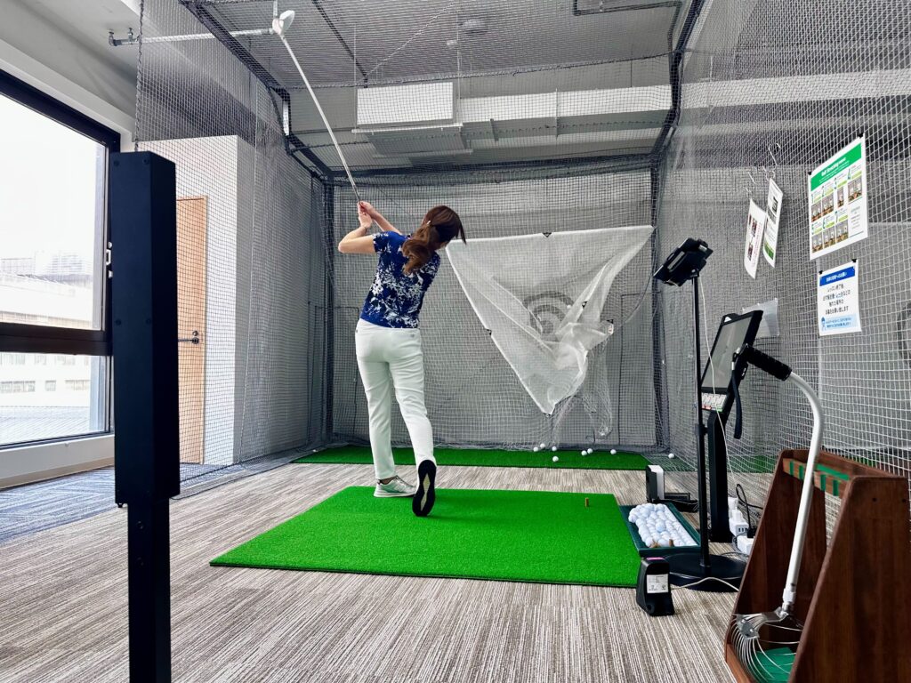ステップゴルフプラス蒲田駅西口店の写真 3