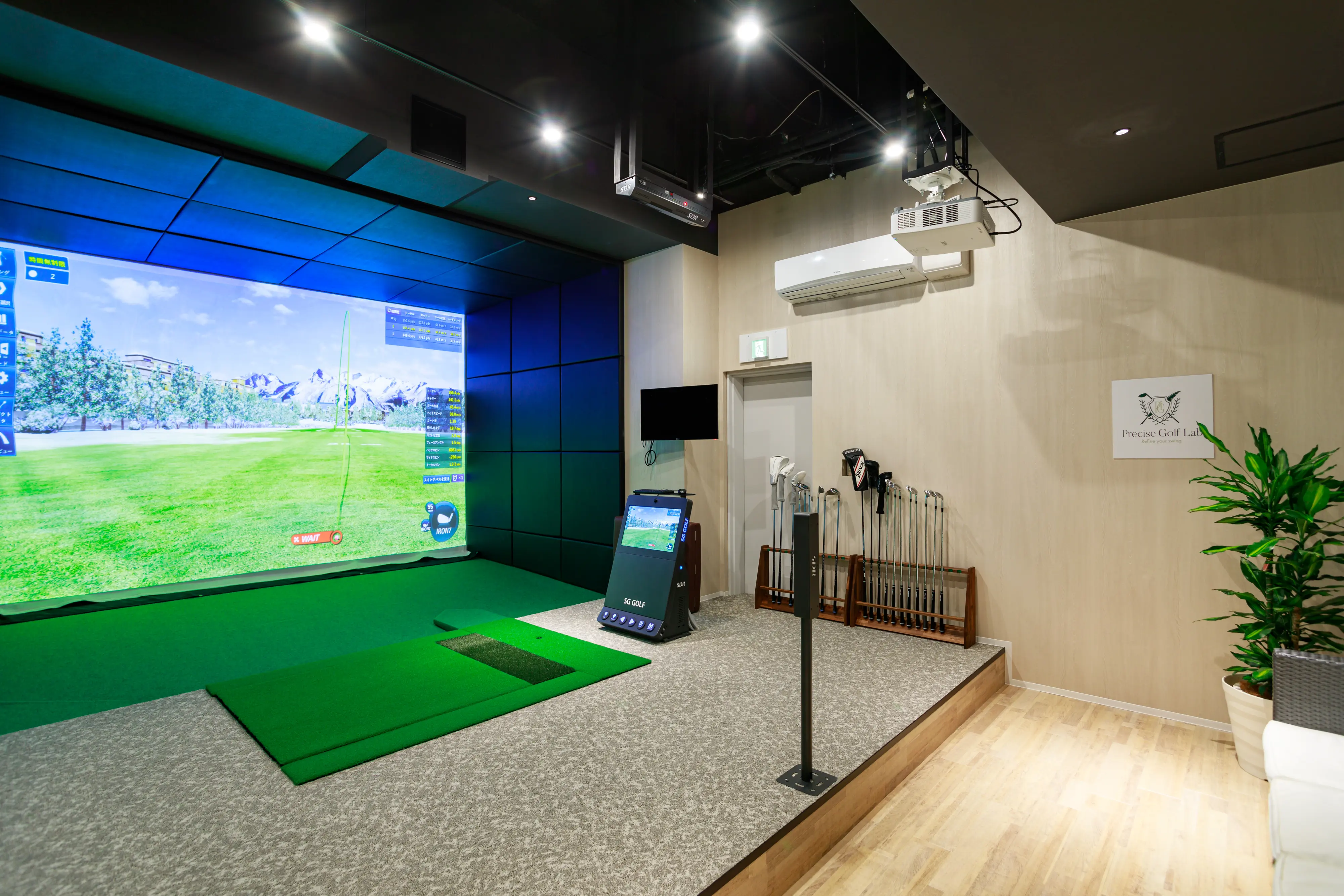 Precise Golf Lab （プリサイズゴルフラボ）新宿御苑前の写真 3